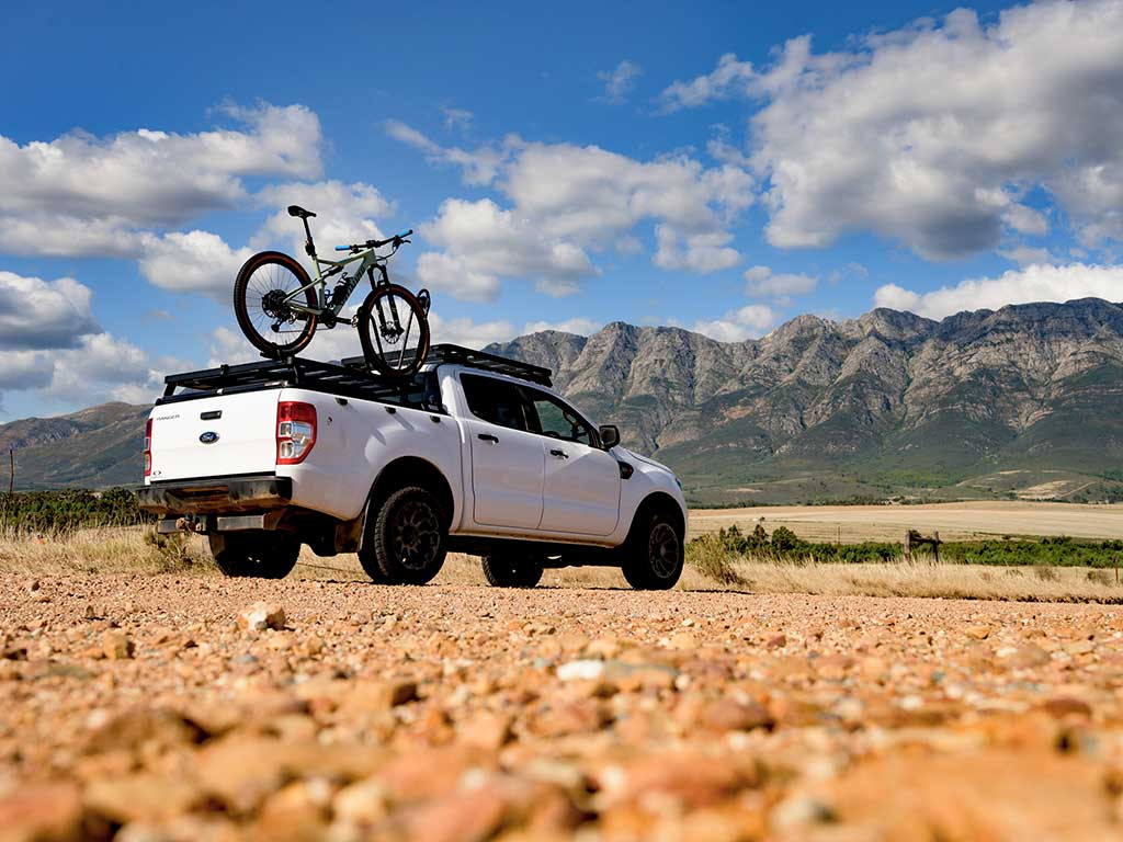 Ford Ranger (2012-2022) EGR RollTrac Slimline II -kuormatelinesarja - Front Runner 7