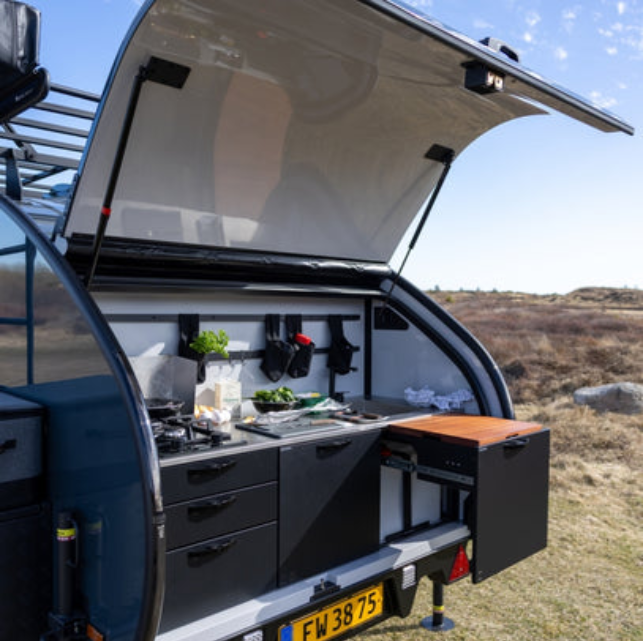 HeroCamper - Armstrong Tumman Harmaa 1