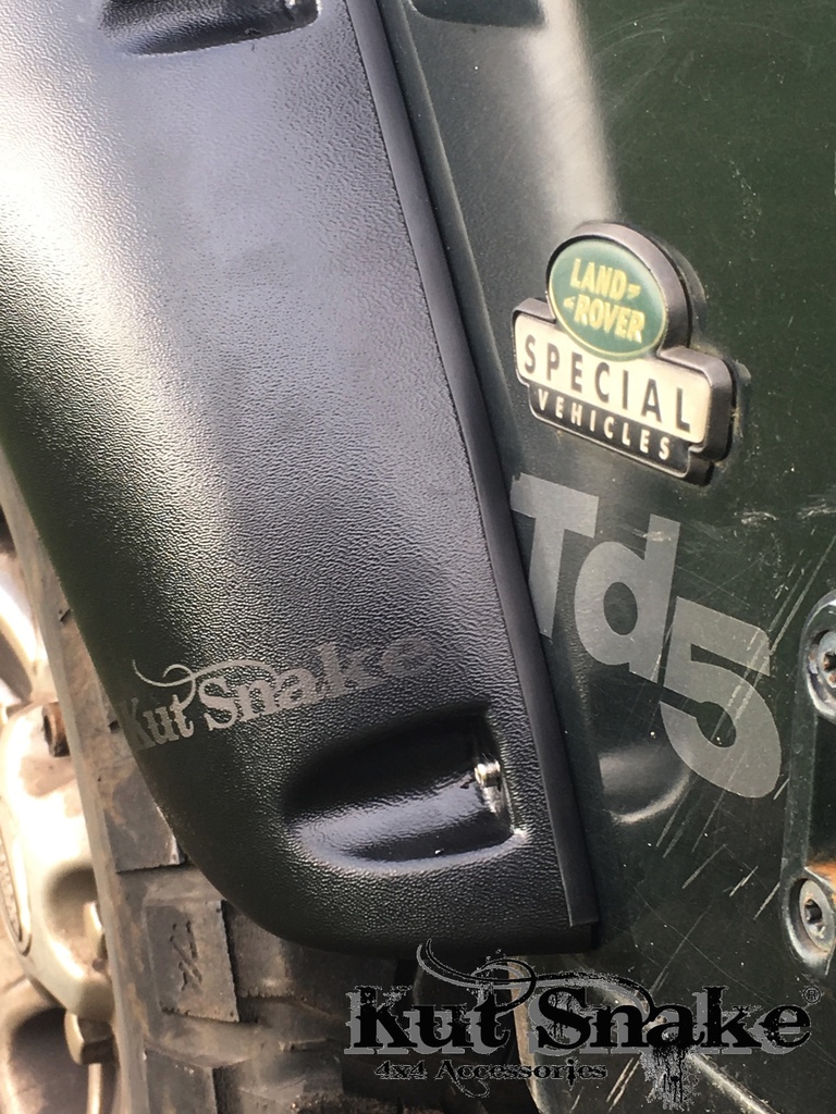 Lokasuojan levike, Land Rover Defender 11