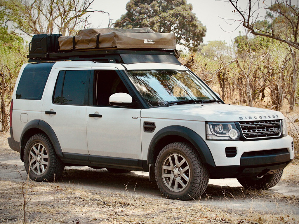 Land Rover Discovery LR3/LR4 Slimline II kattotelinesarja - Front Runnerilta 5