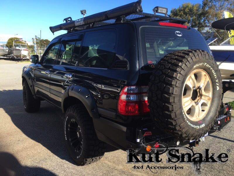 Lokasuojan levike, Toyota Land Cruiser 100 Standard 9