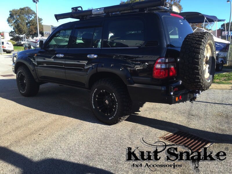 Lokasuojan levike, Toyota Land Cruiser 100 Standard 10