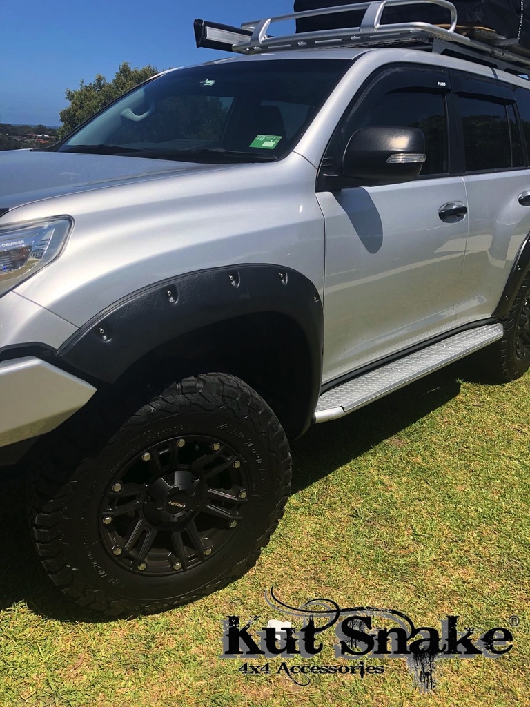 Lokasuojan levike, Toyota Land Cruiser 150 13