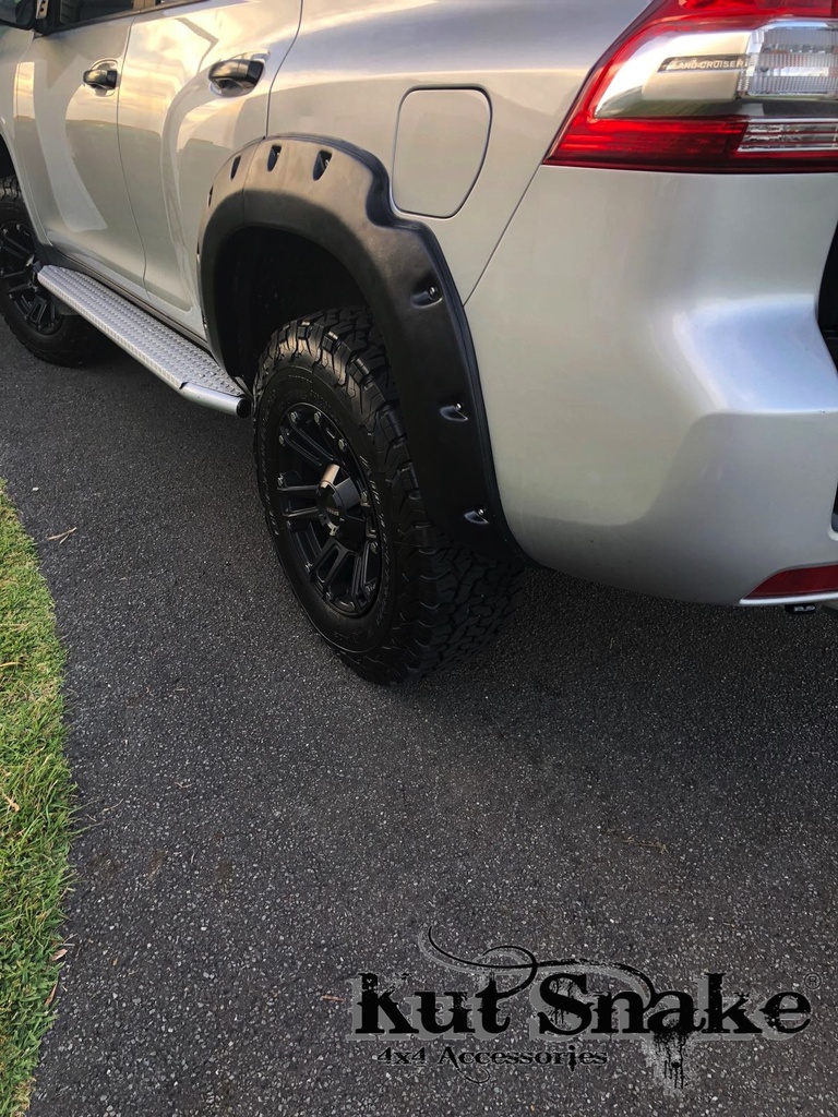 Lokasuojan levike, Toyota Land Cruiser 150 25