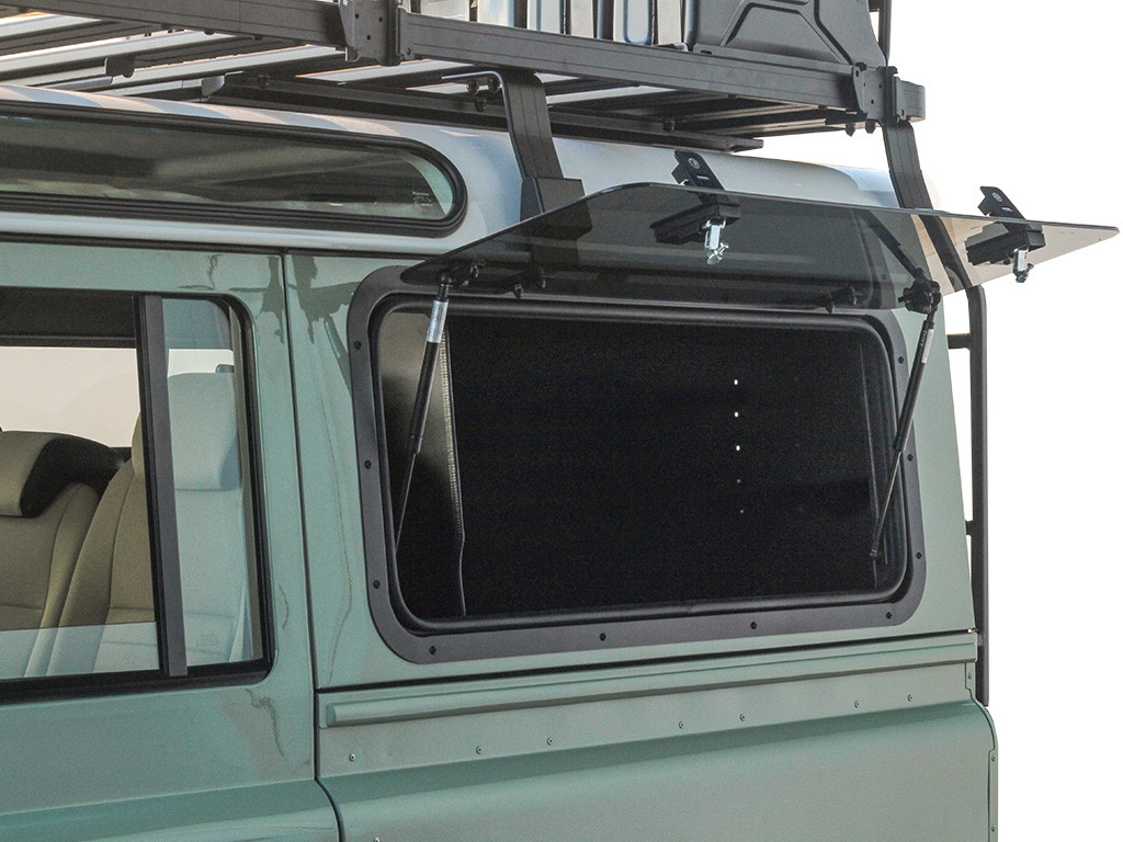Land Rover Defender Puma (2007-2016) Gullwing Box - Front Runner 1