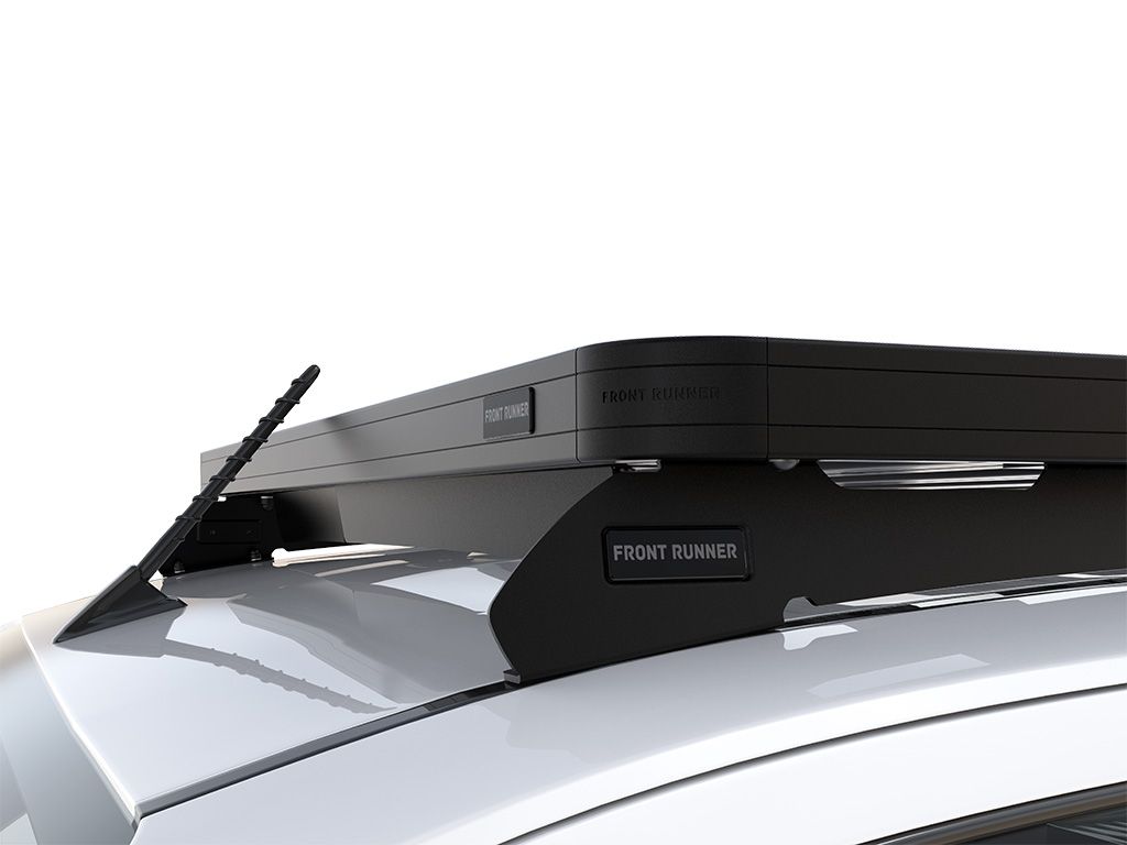 Toyota Hilux Revo Extended Cab (2016-nykyinen) Slimline II -kattotelinesarja / matala profiili - etujuoksu 2