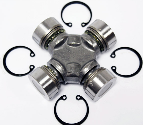 Vetoakselin Ristinivel Etuakseli