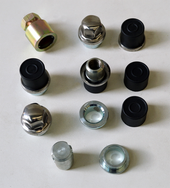 Alumiinivanteiden lukkomutterit Landrover