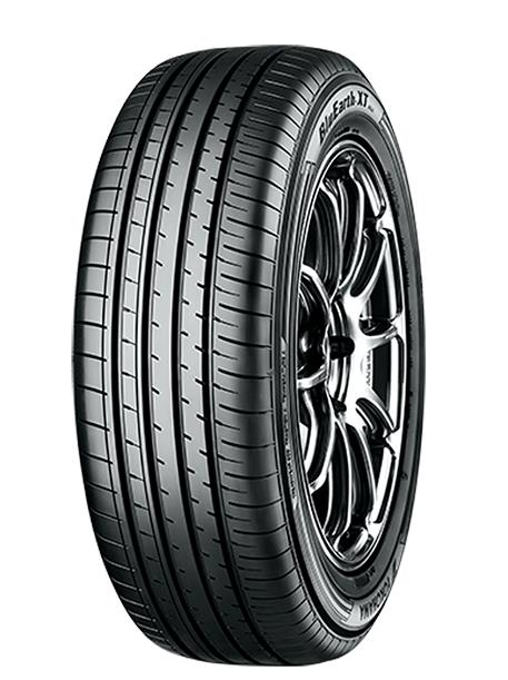 215/65R17 99V YOKOHAMA BLUEARTH-XT AE61