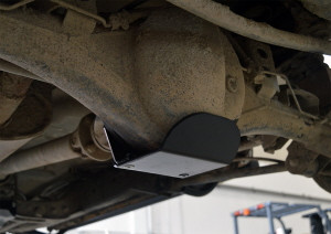 REAR DIFF GUARD NISSAN TERRANO