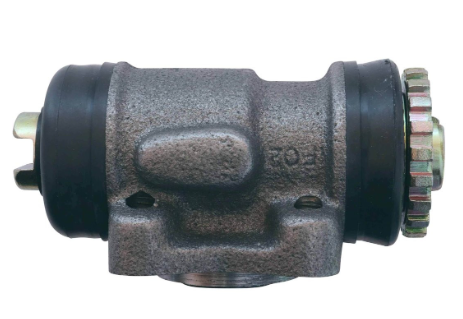 Jarrusylinteri Oikea Etu 28.5MM (Taka / ala)