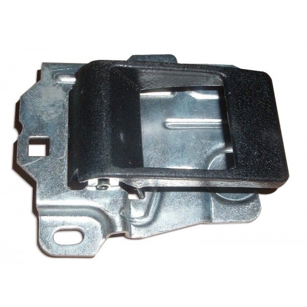 Sisäkahva oveen, eteen oikea Defender