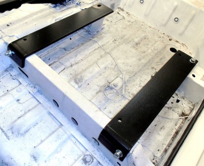 FIXED SEAT BASE LEFT FOR SUZUKI SAMURAI