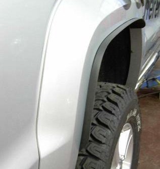 Toyota Hilux lokasuojan levike 2cm