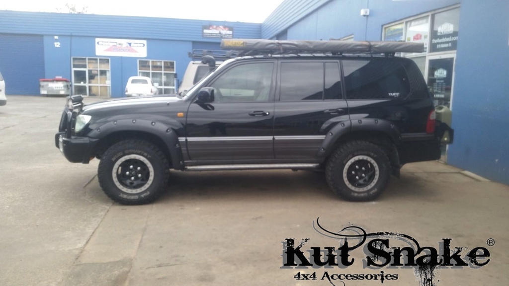 Lokasuojan levike, Toyota Land Cruiser 100 Standard